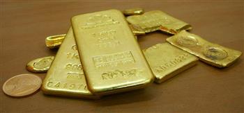 الذهب يُلامس 2070 دولارًا للأوقية مع حظر بايدن النفط الروسي