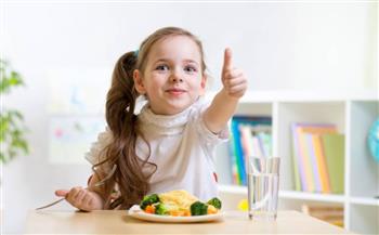 8 نصائح غذائية لتقوية جسم طفلك ومناعته ضد كورونا