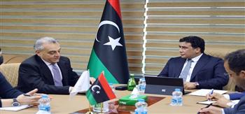 المنفي يبحث مع وليامز مبادرتها بشأن وضع قاعدة دستورية للانتخابات في ليبيا