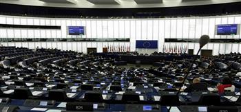 100 عضو في البرلمان الأوروبي يدعون إلى مقاطعة واردات الوقود من روسيا