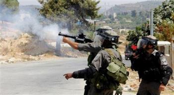 إصابة شاب فلسطيني بالرصاص الحي في بلعين