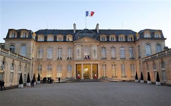 تعرف على صلاحيات الرئيس الفرنسي وفقا للدستور (فيديو)
