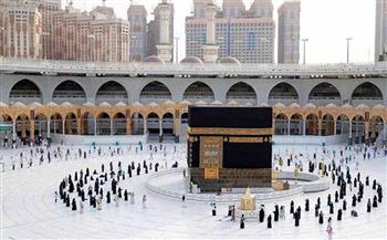 السعودية تتيح لحاملي التأشيرة السياحية أداء مناسك العمرة