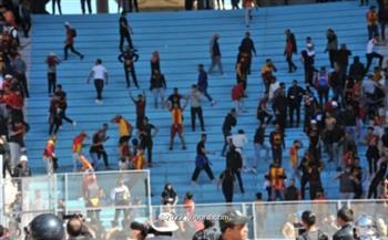 وزارة الرياضة التونسية تبحث الحد من ظاهرة العنف الجماهيري بالملاعب