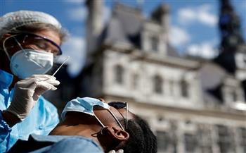 فرنسا تسجل أكثر من 15 ألف إصابة جديدة بكورونا