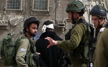 الاحتلال يعتقل فلسطينيا من المغير شرق رام الله على حاجز عسكري