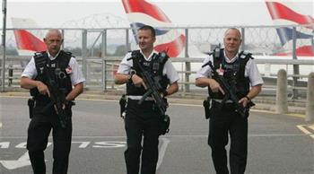 قوات الامن البريطانية تعتقل 6 أشخاص بعد احتجاج ضد تغير المناخ
