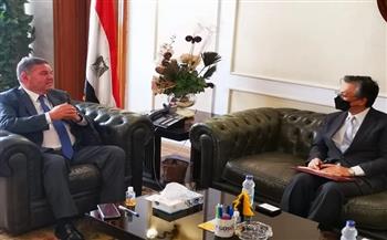 وزير قطاع الأعمال يبحث مع سفير اليابان بالقاهرة فرص التعاون المشترك