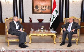 وزير الخارجية العراقي يبحث مع السفير الأمريكي التقرير الخاص بحقوق الإنسان