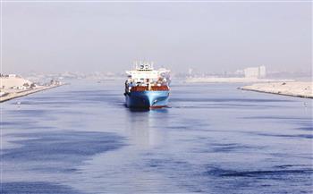 قناة السويس تسجل عبور 5303 سفن خلال الربع الأول من 2022