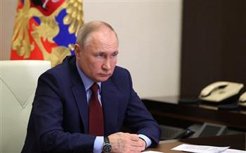 الرئيس الروسي يتعهد بإحلال السلام واستئناف الحياة الطبيعية في دونباس