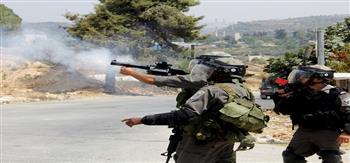 الاحتلال الإسرائيلي يستهدف سيارة تابعة للصحة الفلسطينية بالأعيرة المطاطية
