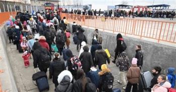 بولندا تستقبل مليونين و885 ألف لاجئ فارين من أوكرانيا