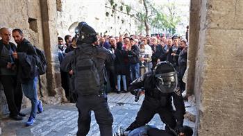 الخارجية الفلسطينية تدين اقتحام المسجد الأقصى والاعتداء على المصلين والمعتكفين