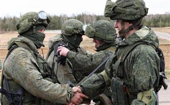 حرس الحدود الأوكراني: القوات الروسية تقصف نقطة حدودية شمال البلاد