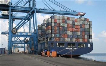 تداول 20 سفينة حاويات وبضائع عامة بميناء دمياط خلال 24 ساعة