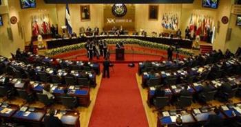 برلمان السلفادور يوافق على مد حالة الطوارئ لمكافحة العصابات