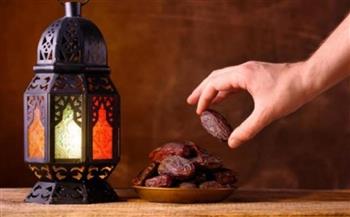 عدد ساعات الصيام ووقت الإفطار وأذان المغرب اليوم الخامس والعشرين من رمضان 1443