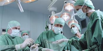 مستشفى الهرم ينجح في استئصال ورم سرطاني خبيث بالفص الشمال من كبد طفلة