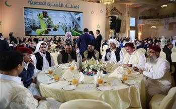  حمدين صباحي وخالد داود و رئيس حزب الكرامة يحضرون حفل إفطار الأسرة المصرية