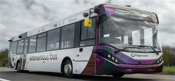 أول حافلة ذاتية القيادة في المملكة المتحدة تبدأ تجارب الطريق في أسكتلندا