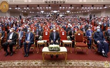 "مصر في خدمة القرآن الكريم"| الرئيس السيسي يشاهد فيلمًا تسجيليًا بالاحتفال بـ ليلة القدر
