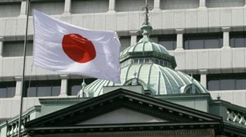 بنك اليابان المركزي يبقي على سياسته النقدية رغم التضخم وتراجع الين