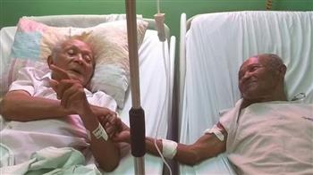 بعد 15 عاما من الفراق.. أخان يلتقيان في نفس المستشفى..فيديو 