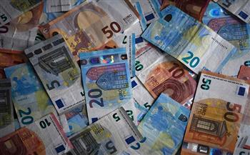 اليورو يهبط أمام الروبل إلى مستوى ما قبل فرض قيود كورونا