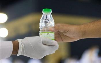 100 عينة عشوائية يومياً لفحص ماء زمزم خلال شهر رمضان بالمسجد الحرام