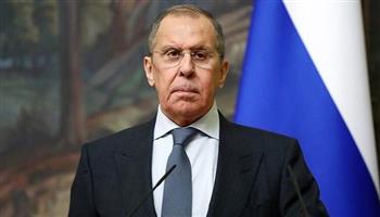 لافروف: الناتو يسعى للتوصل إلى اتفاق بين موسكو وكييف لمنع استكمال العملية العسكرية