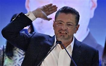 انتخاب المحافظ رودريجو تشافيز رئيسًا لكوستاريكا