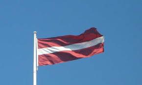لاتفيا تعتزم تخفيض مستوى العلاقات الدبلوماسية مع روسيا