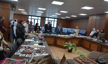 نائب محافظ المنيا: تفعيل التسويق الإلكتروني للحرف اليدوية على منصة أيادي مصر