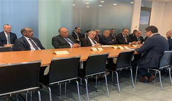 شكرى ووزراء مجموعة الاتصال العربية يعقدون جلسة مشاورات مع وزير الخارجية الأوكراني