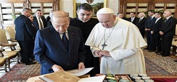 الرئيس اللبناني: ننتظر زيارة البابا فرنسيس إلى لبنان يونيو المقبل