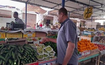 استمرار مرور لجنة المتابعة على سوق الخضار في «القصير»