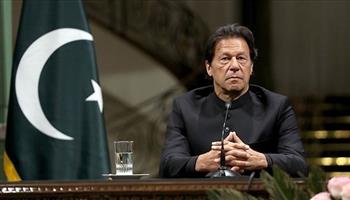 باكستان: مواجهات حادة في البرلمان بين مؤيد ومعارض لرئاسة عمران خان للحكومة