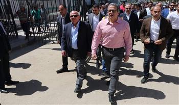 محافظ بورسعيد يبحث مع وزير السياحة والٱثار ورئيس هيئة قناة السويس ملفات التعاون المشتركة