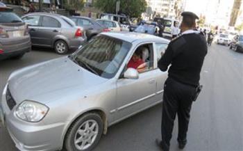 تحرير 3484 مخالفة عدم تركيب الملصق الإلكتروني للسيارات خلال 24 ساعة