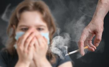 5 مخاطر لتعرض الأطفال لدخان التبغ.. أبرزها «السرطان والالتهاب الرئوي»