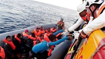 إنقاذ 108 مهاجرين ونقلهم إلى جزيرة لامبيدوزا الإيطالية
