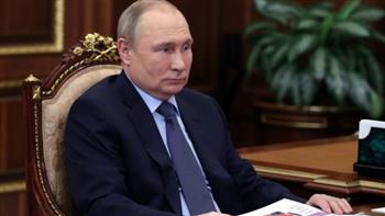 بوتين يعزي قادة الإمارات في وفاة الشيخ خليفة بن زايد