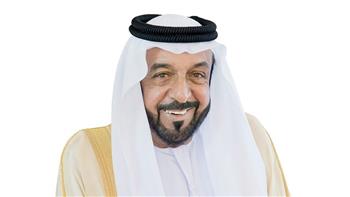 هاني رمزي وتامر حسني ينعيان رئيس الإمارات