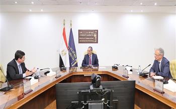 عمرو طلعت: نستهدف تعزيز مكانة مصر في مجالات القيمة المضافة
