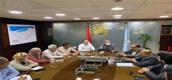 محافظ كفر الشيخ يعلن عن خطة عاجلة لرصف كورنيش وشوارع مصيف بلطيم