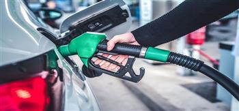 ارتفاع كبير في سعر صرف الدولار بلبنان وقفزة كبيرة في أسعار الوقود
