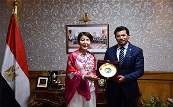 وزير الرياضة يلتقي رئيسة الوفد الكوري بـ«الوادا» ومستشار مدينة بوسان 