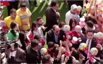 الرئيس السيسي يضفي أجواء من البهجة باحتفالية أبناء الشهداء بعيد الفطر