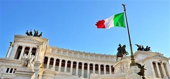 وزير إيطالي يقترح السماح مؤقتا لشركات الطاقة الأوروبية بدفع ثمن الغاز الروسي بالروبل
